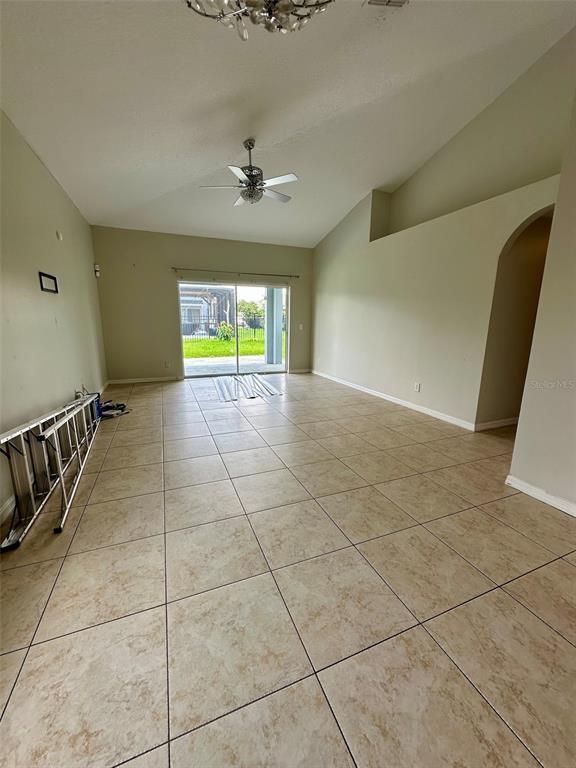Building Photo - 2367 Brewerton Ln