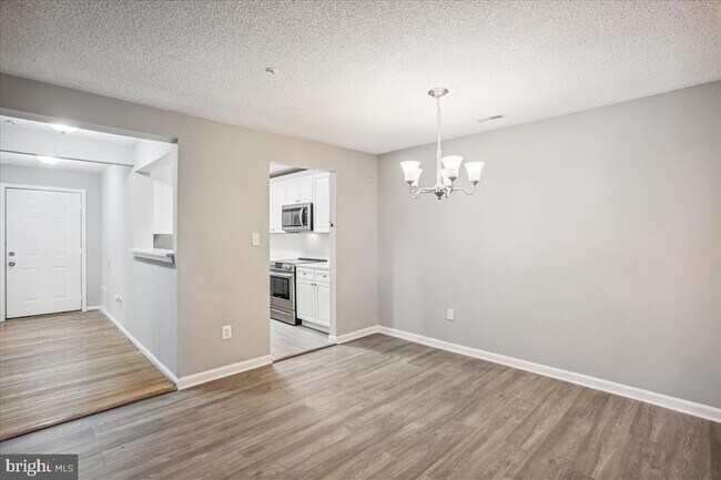 Building Photo - 12901 Churchill Ridge Cir