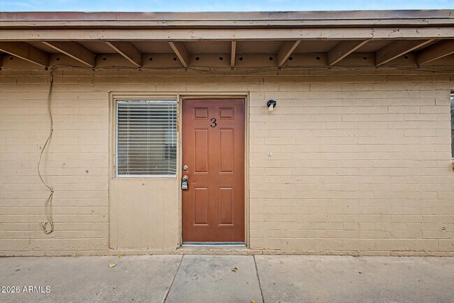 Building Photo - 7106 N 68th Ave
