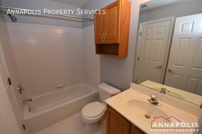 Building Photo - 641 Oakland Hills Ct