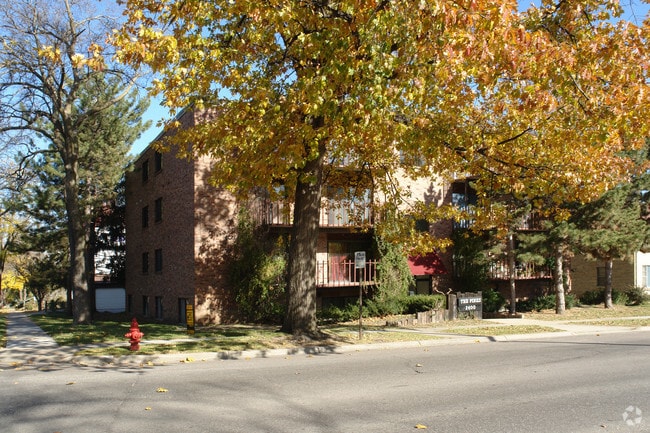 Building Photo - The Pines