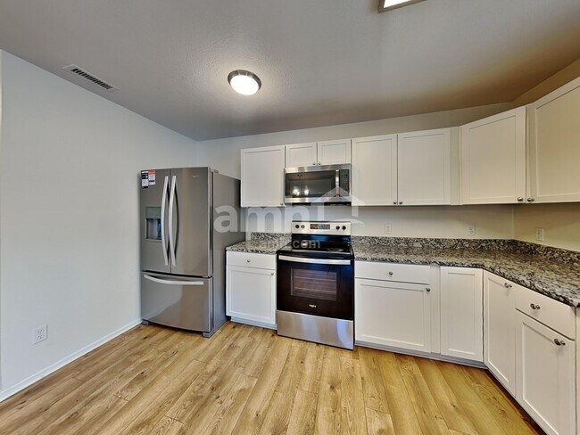 Building Photo - 10103 Cumberland Pointe Blvd