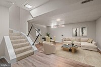 Building Photo - 5 Bardia Ct