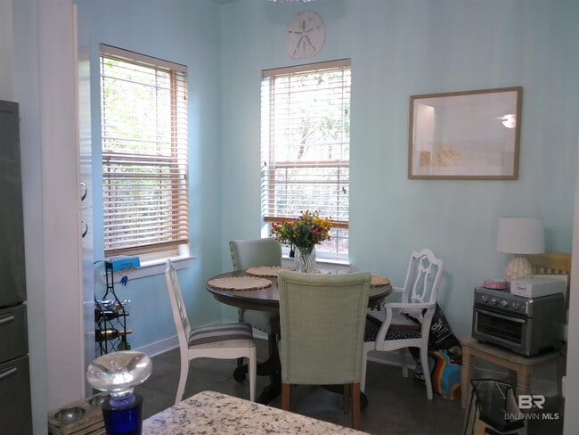 Building Photo - 1430 Regency Rd