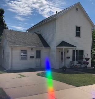 Building Photo - 635 N 2nd St