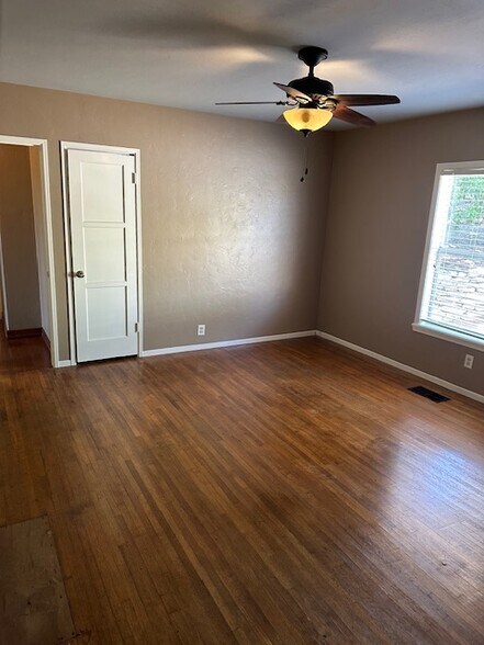 Building Photo - 4150 Merritt Blvd