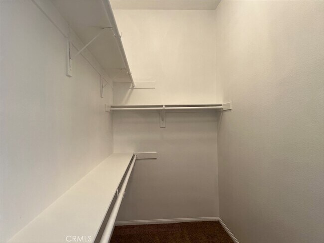 Building Photo - 77184 California Dr