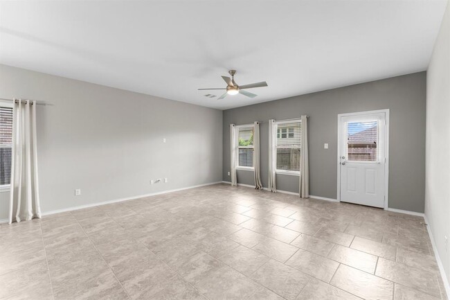 Building Photo - 154 Meadow Mill Dr