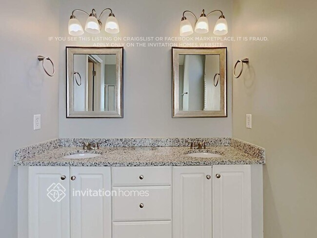 Building Photo - 17125 Windy Oaks Ct