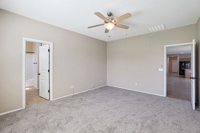 Building Photo - 14903 W Georgia Dr