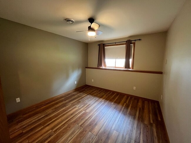 Building Photo - Beautiful 4 Bedroom 3 Bath Home in Cloquet...