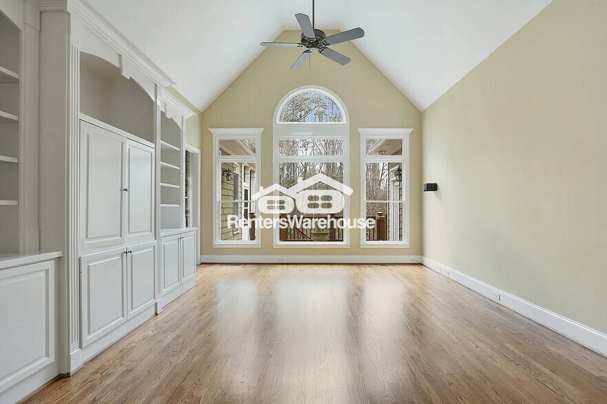 Building Photo - 653 Tabbystone NW