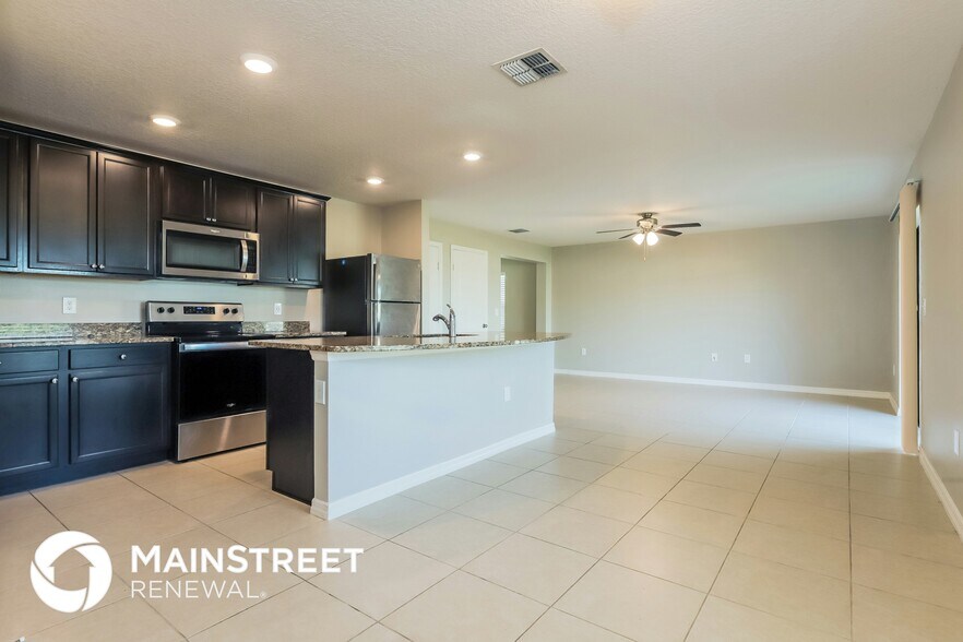 Building Photo - 2479 Caspian Dr