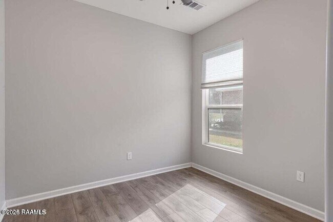 Building Photo - 109 Tyreek Dr