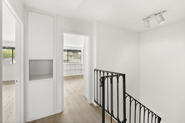 Building Photo - 3213 Via Marin