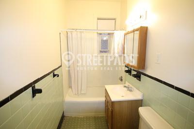 Building Photo - 1 bedroom in Brookline MA 02446