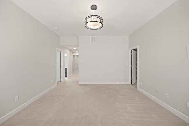 Building Photo - 916 Star of Danube Way