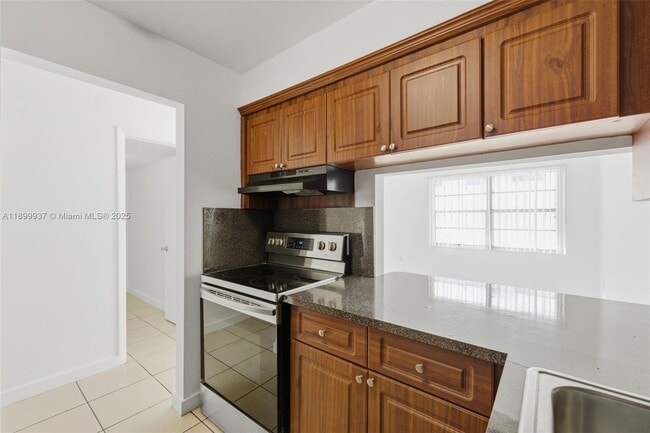 Building Photo - 624 NW 11th St