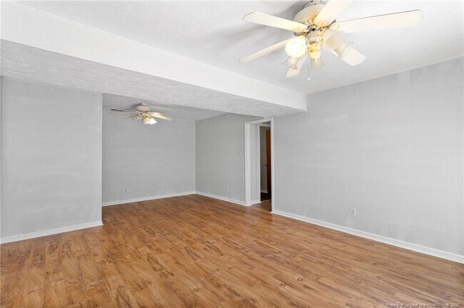 Building Photo - 464 Teal Ct