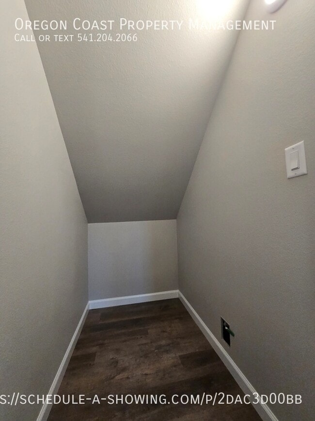 Building Photo - 4275 Sequoia Loop