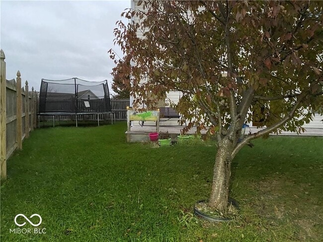 Building Photo - 5221 Bombay Dr