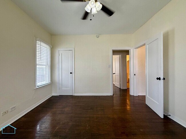 Building Photo - A Timeless Gem Awaits - Elegant Historic Home Nestled in the Heart of Los Angeles Heights Keyston...