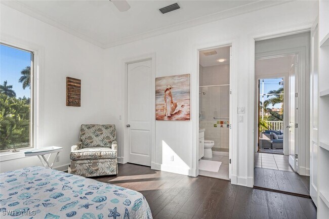 Building Photo - 2540 Half Moon Walk