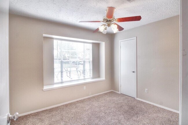Building Photo - 16834 Applecross Ln