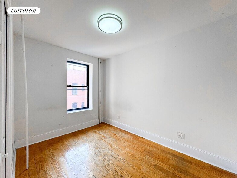 Building Photo - 567 W 125th St