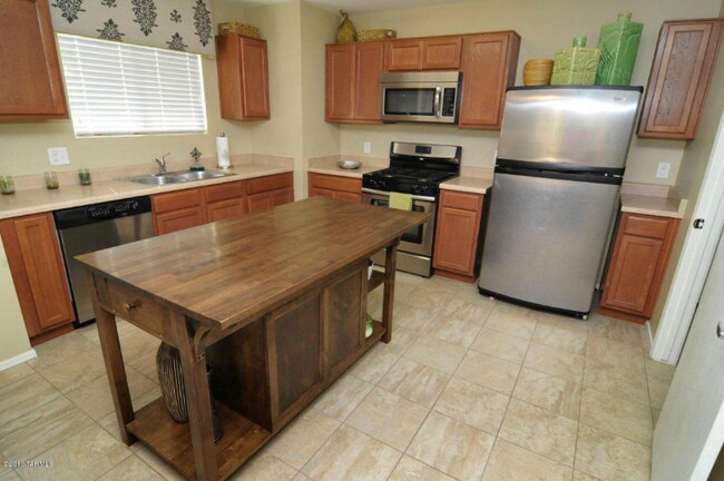 Building Photo - 757 S Harry P Stagg Dr