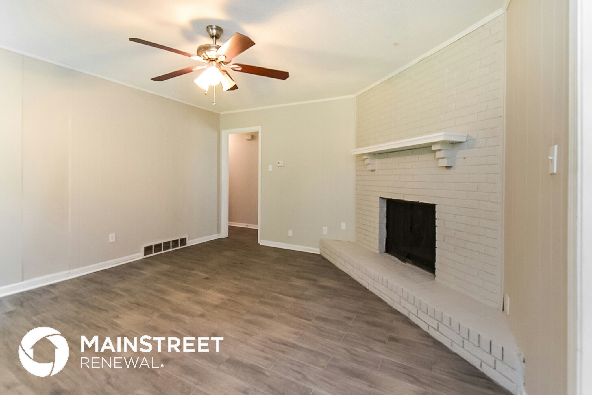 Building Photo - 3571 Castleman St