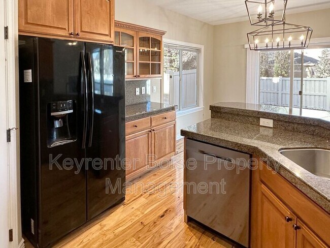 Building Photo - 538 E Halpin Dr