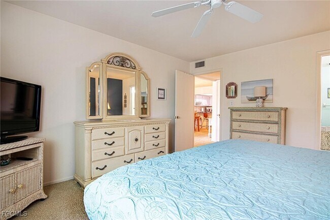 Building Photo - 6725 Winkler Rd