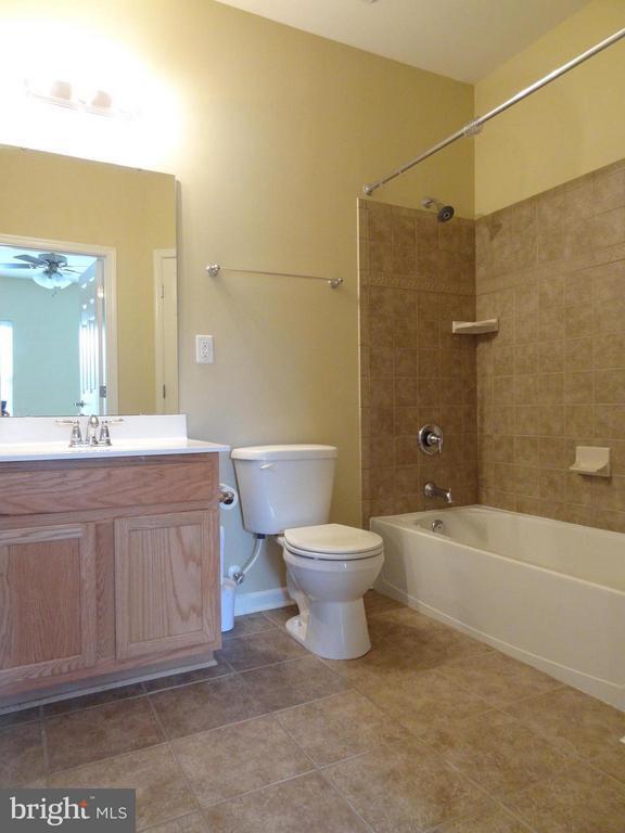 Building Photo - 7557 Stoney Run Dr