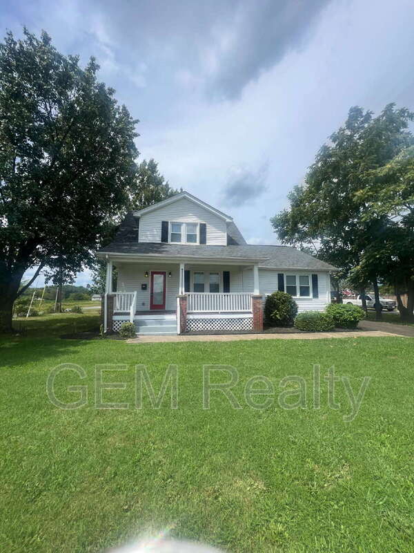 Building Photo - 349 White Oak Rd