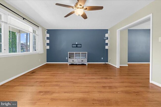 Building Photo - 1268 Delbert Ave