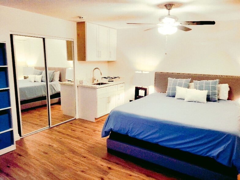Building Photo - 1412 El Nido Dr