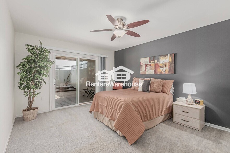 Building Photo - 10871 W Buccaneer Dr