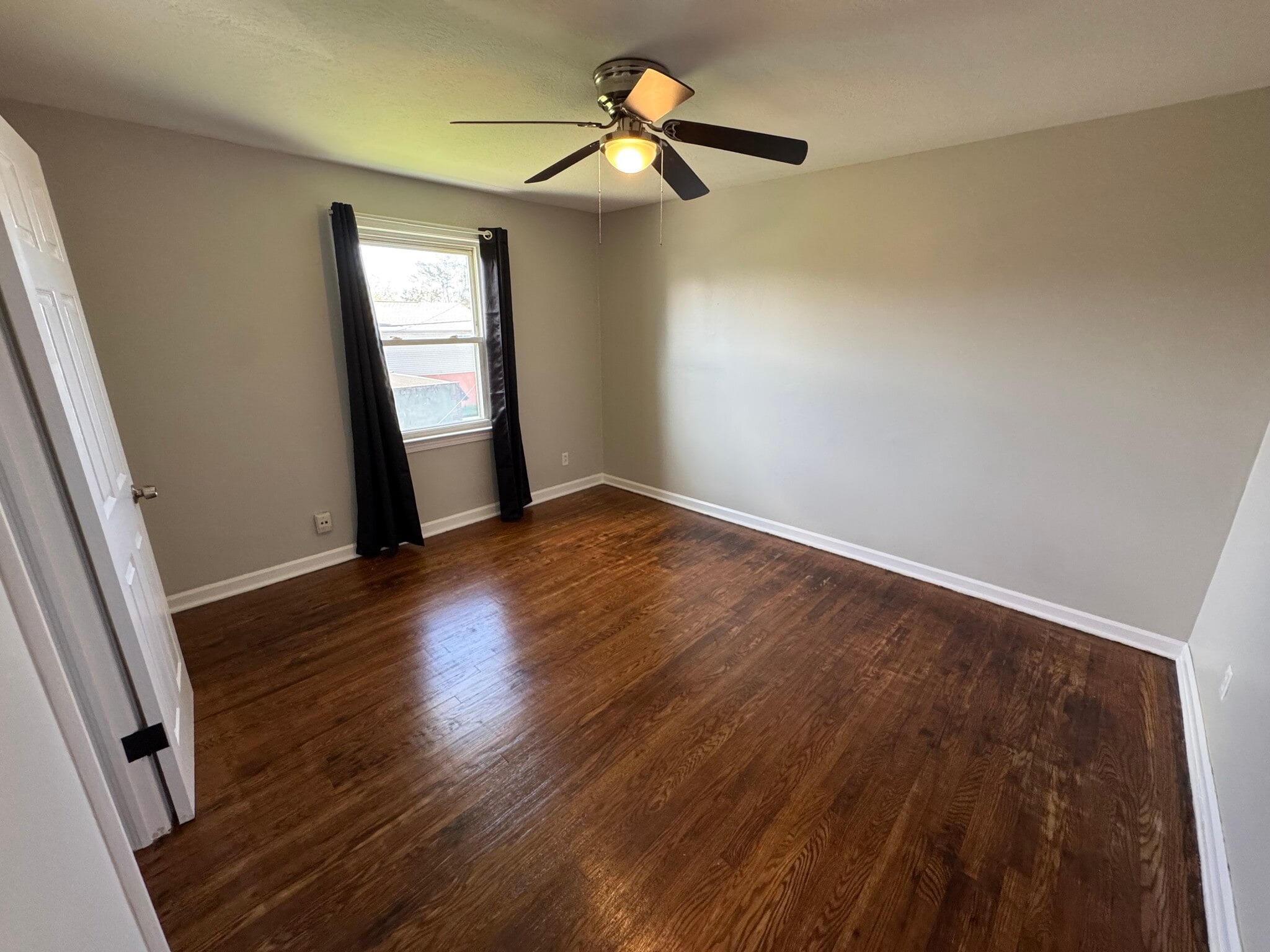 Building Photo - 124 Spangler Rd NE