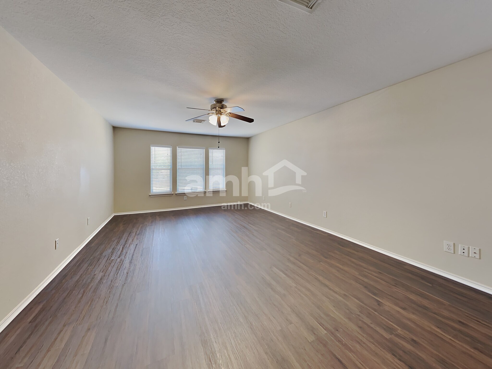 Building Photo - 9803 Foxmoor Crk