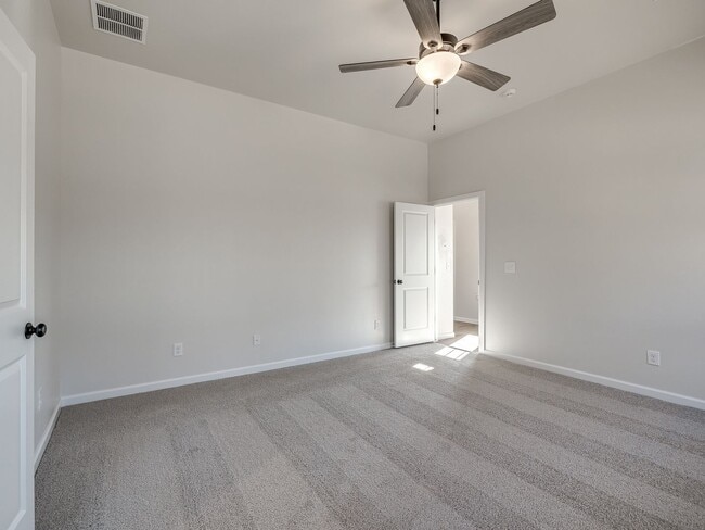 Building Photo - New Home in Azalea Farms!