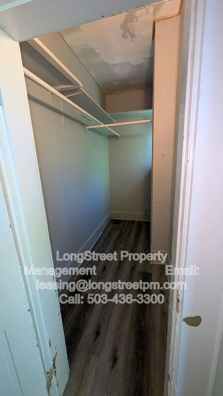 Building Photo - 622 NW 29th St