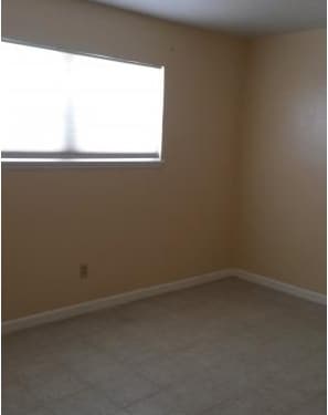 Building Photo - 112 Manson Dr