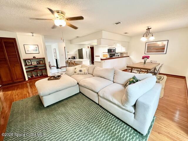 Building Photo - 2108 Rosewood Dr
