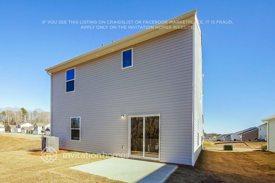 Building Photo - 3431 Saddlebred Dr