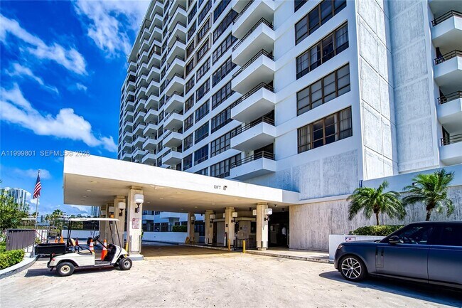 Building Photo - 600 Three Islands Boulevard