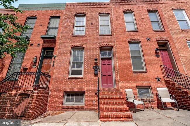 Building Photo - 3518 Elliott St