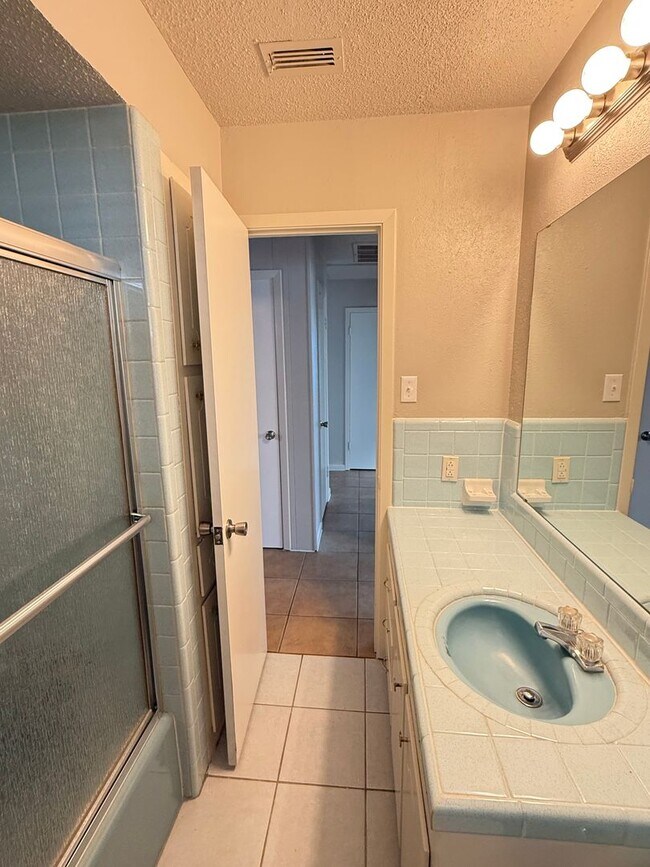 Building Photo - Classic Celina Charm with Vintage Comfort - Spacious 3-Bedroom Home with Large Yard and Covered P...