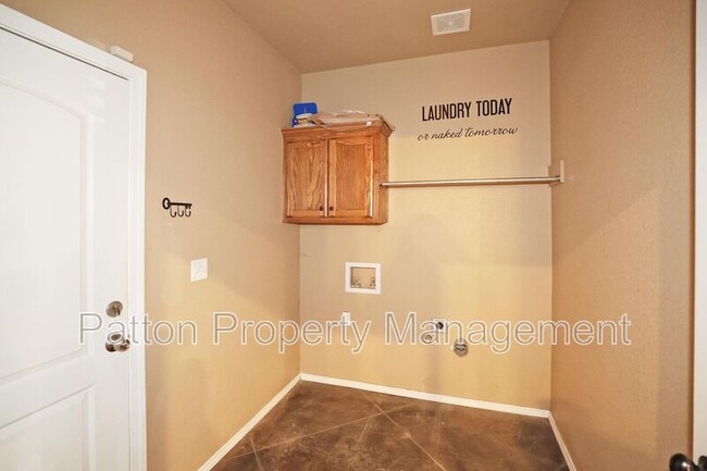 Building Photo - 7108 Beeson St