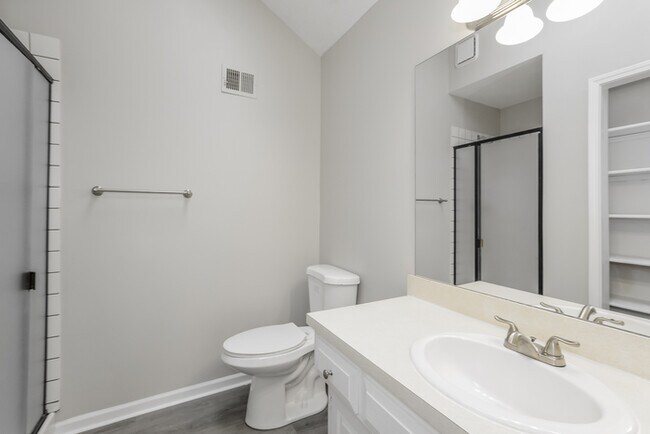 Building Photo - 4721 138th Terrace